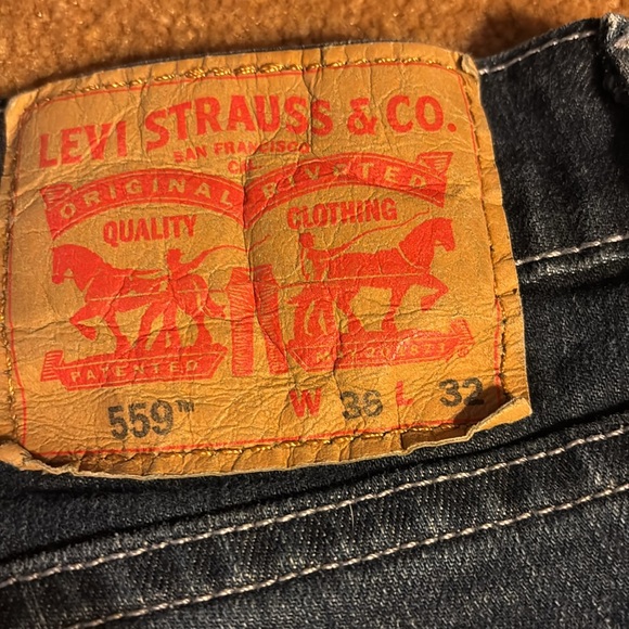 Levi Strauss boot cut jeans - Picture 4 of 6